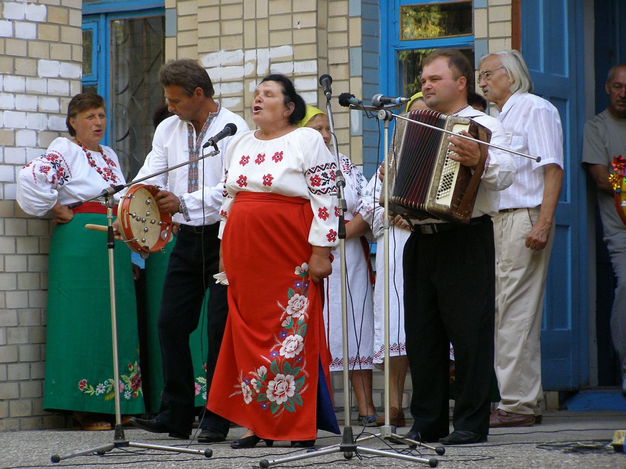 Грай, гармошко